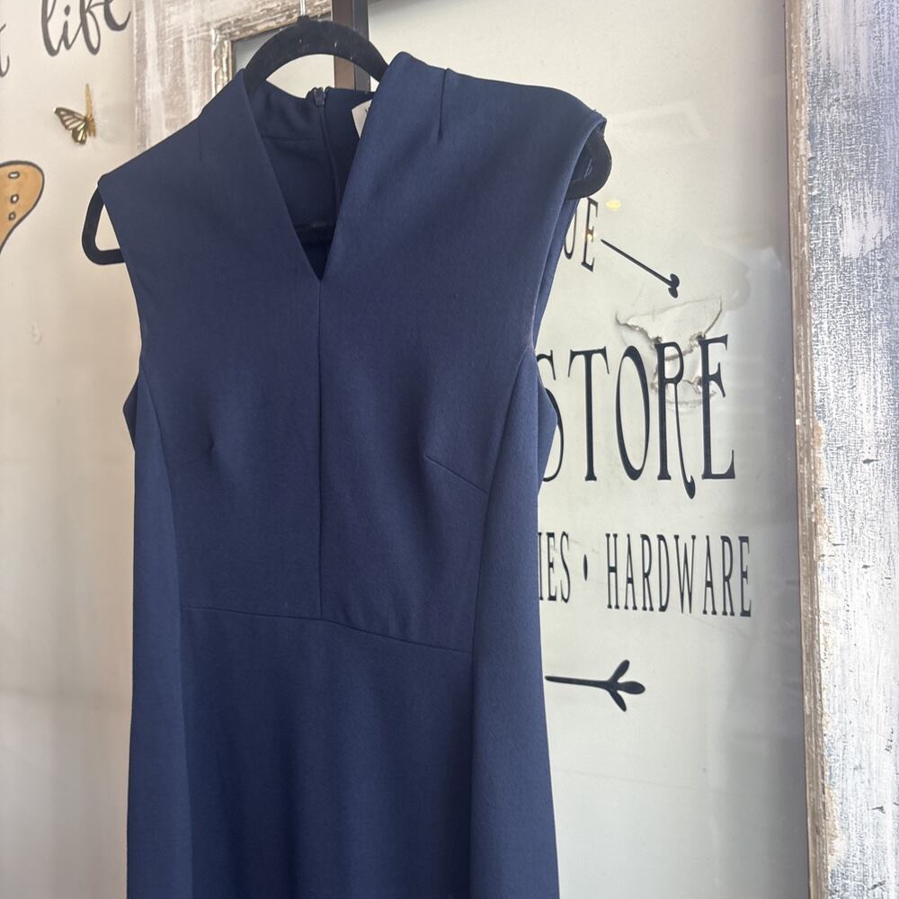 MM. LaFleur Dark Navy Blue V-Neck Sleeveless Aditi Sheath Dress Size 2 - Picture 7 of 14